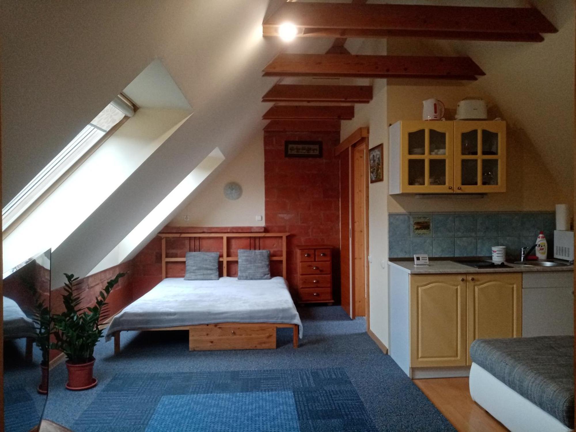 Négy Évszak Apartmanház Zalakaros Extérieur photo