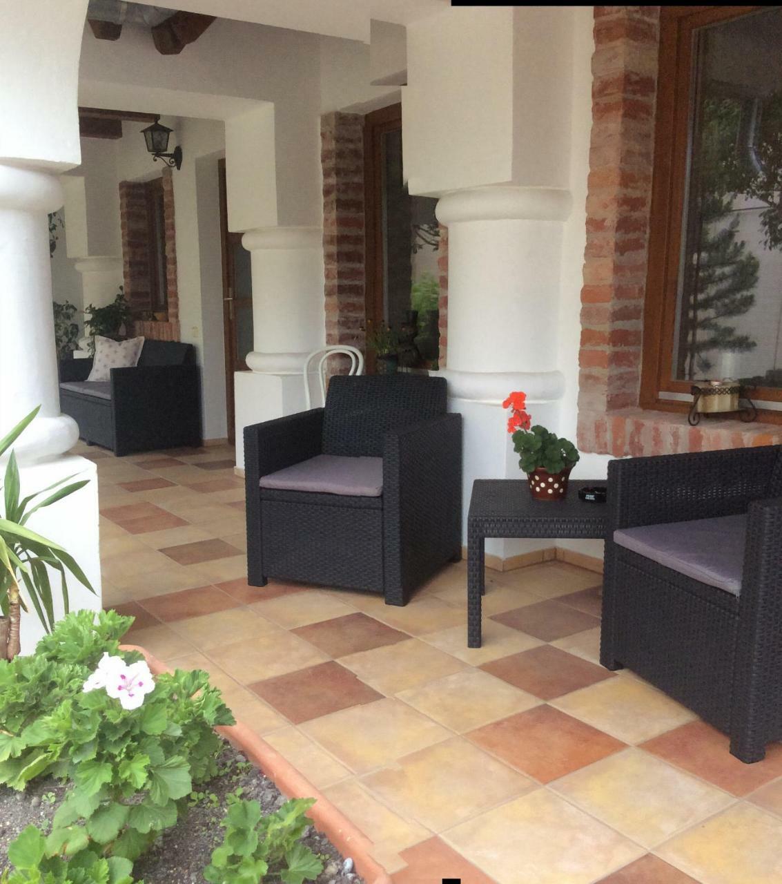 Négy Évszak Apartmanház Zalakaros Extérieur photo